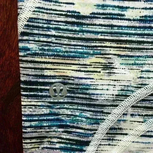 Lululemon Inspire Crop Legging Womens 4 Blurry Belle Athleisure Performance - Picture 4 of 5